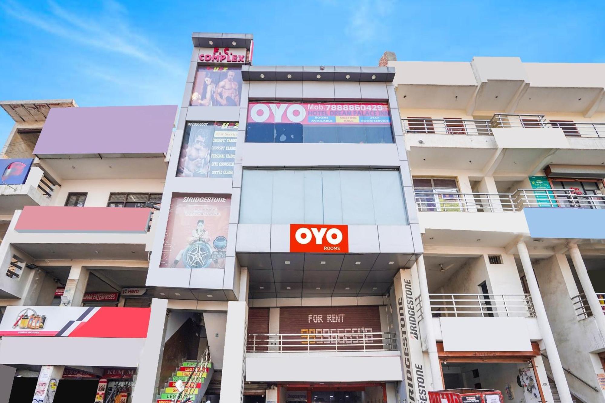 Hotel O Dream Palace Inn โนอิดา ภายนอก รูปภาพ